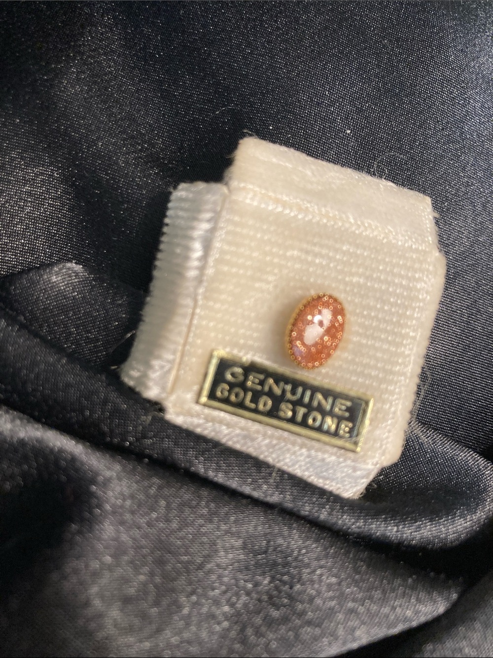 Vintage gold stone cabochon tie tac